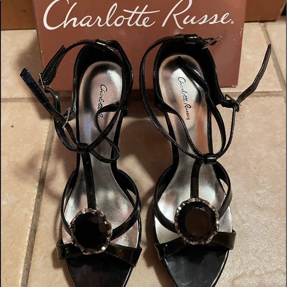 Charlotte Russe Black Patent T-Strap Heeled Sandals